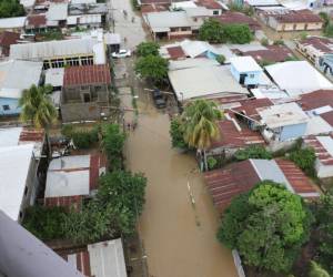 En alerta amarilla se mantienen Atlántida, Cortés, Santa Bárbara, Copán y tres municipios de Yoro. Otros nueve departamentos están en alerta verde.