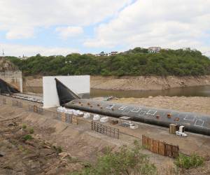 Las autoridades municipales anunciaron sanciones para quienes desperdicien agua en actividades no esenciales.