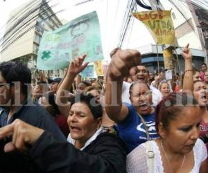 La despenalización del aborto ha vuelto a dividir a la sociedad entre aquellos que la promueven y otros que la rechazan.