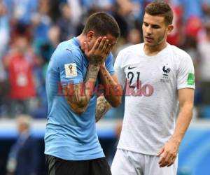 Las lágrimas del defensa celeste José María Giménez mientras aún se disputaba el partido fueron la muestra del dolor por el fin de una ilusión que no era quimera. Foto:AFP