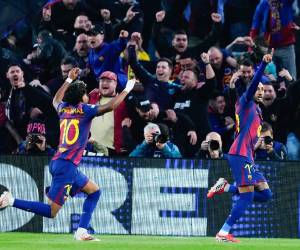 Imágenes del desarrollo del partido.