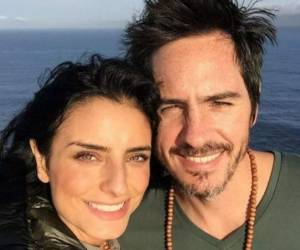 Mauricio Ochmann y Aislinn Derbez están a la espera de su primer hijo.