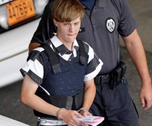 E l estadounidense Dylann Roof recurrió este martes la sentencia que lo condenó a la pena de muerte.