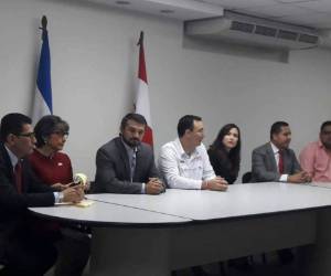 La dirigencia del Partido Liberal recibió este jueves a sus nuevos miembros.