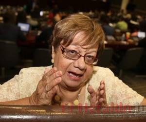 Doris Gutiérrez es la jefa de bancada del Pinu.