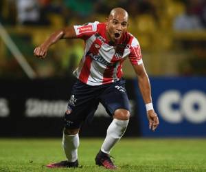 Johnatan Estrada celebra una de las anotaciones del Junior ante Carabobo por la Copa Libertadores.