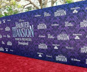 Los miembros del sindicato de actores SAG-AFTRA se unieron a los miembros del sindicato de guionistas, WGA, en los reclamos para un movimiento inédito en Hollywood en más de 60 años.