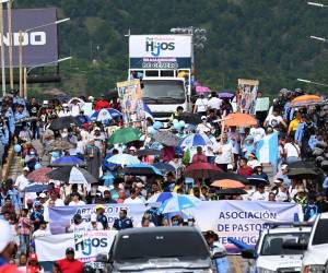 La plataforma ciudadana expresó que se encuentra lista para proponer soluciones y adelantó que no hay justificación para que el Estado tome decisiones sin la participación de los padres de familia.