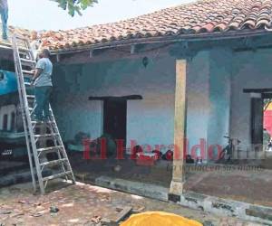 Parte del techo del ala izquierda del inmueble fue dañado por las tormentas Eta y Iota del año pasado. Foto: El Heraldo