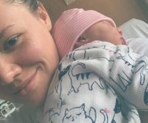 La cantante Joy Huerta, del dúo Jesse & Joy, presentó al mundo a su primera hija, Noah. Foto cortesía Instagram @joynadamas