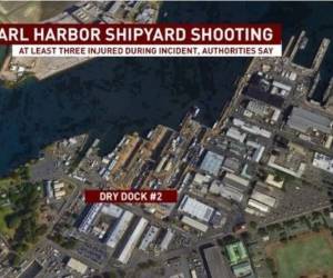 Toma aérea de la base naval de Pearl Harbor que este sábado 7 de diciembre conmemora los 78 años del ataque japonés.