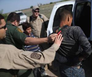 Las redadas de fin de año fueron condenadas por activistas, que pidieron al gobierno el cese de estos operativos nacionales y que extendiera alivios migratorios temporales a centroamericanos.