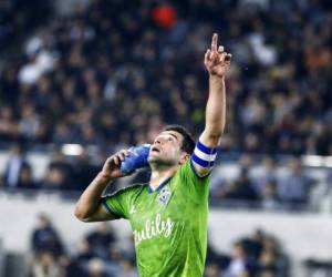 El mediocampista Nicolas Lodeiro celebra su gol durante el primer medio tiempo. Foto: AP.