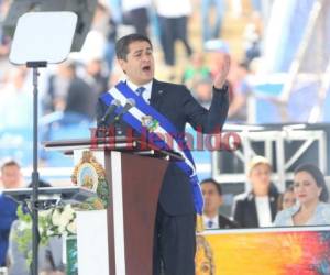 Juan Orlando Hernández durante su discurso en la toma se posesión en el estadio Nacional de Tegucigalpa. (Foto: Marvin Salgado / EL HERALDO)