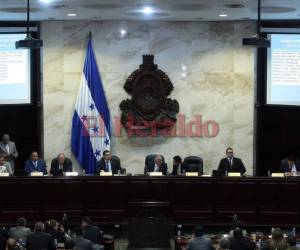 El Congreso Nacional tendrá que aprobar en los primeros meses de este año tres leyes que recogerán el espíritu de los cambios.
