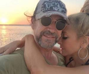 La esposa del famoso cantante cumplirá sus 50 primaveras el próximo 24 de febrero. Fotos: Instagram.