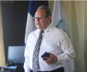 El exaspirante presidencial del Partido Nacional, Fernando Anduray, dijo que su partido no le teme a las alianzas.