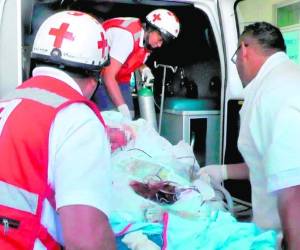 El pequeño Salvador Mejía fue trasladado desde Copán hasta el Materno Infantil.