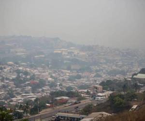 Datos de la plataforma IQAir indican que estos valores representan una contaminación 3.4 veces superior al nivel de referencia anual establecido por la Organización Mundial de la Salud.