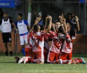 Los Rojos se mantienen en puestos de clasificación. Foto: EL HERALDO.