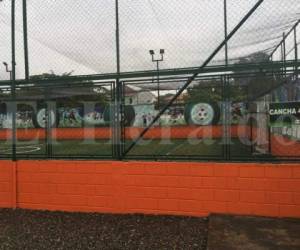 Fútbol Sport Center se encuentra en la décimo octava avenida de la colonia San Carlos Sula.