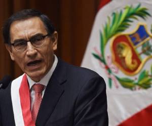 Vizcarra, quien el 28 de julio anunció que quiere que su reforma sea aprobada en un referéndum este mismo año, dijo este domingo que espera convocar a la consulta popular el próximo 8 de diciembre, en coincidencia con la segunda vuelta de los comicios de gobernadores (la primera ronda será el 7 de octubre).