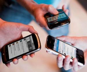 El paso del 3G al 4G y el futuro salto al 5G se hace a costa de una mayor inversión por parte de los operadores (Foto: Redes / Noticias de Tecnología EL HERALDO Honduras)