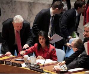 Nikki Haley, embajadora estadounidense ante la ONU, en la reunión que convocó en el Consejo de Seguridad de la ONU.