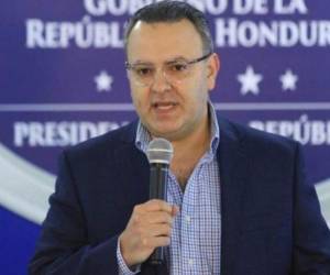 El titular de la SAPP, Leo Castellón, aclaró ayer que el proceso desarrollado con el BID no ha retrasado la concesión de los aeropuertos.