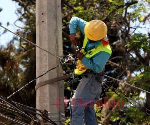 Varias líneas serán cambiadas por las cuadrillas de la EEH.