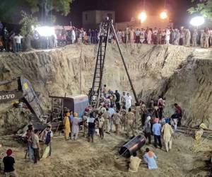 El pozo había sido excavado por su familia para irrigar su parcelas de tierra, pero estaba cerrado desde 1991. Foto: Agencia AP.