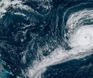 Se pronostica que Sally se trasladará al Golfo de México y se convertirá en huracán antes de tocar tierra en la costa norte del Golfo alrededor del 16 de septiembre de 2020.