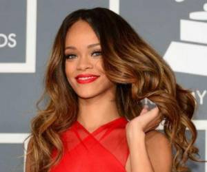 Rihanna es una reconocida cantante, compositora, modelo, bailarina, actriz, etc. De nacionalidad barbadense y estadounidense. (Foto: AFP)