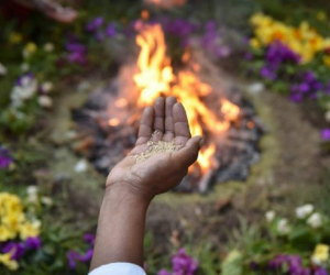 La Comunidad Indigena de El Salvador demando al gobierno la devolución de centros ceremoniales para conservar su cultura. Foto: Agencia AFP