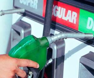 Durante varias semanas consecutivas el precio de los combustiebles ha ido en incremento.