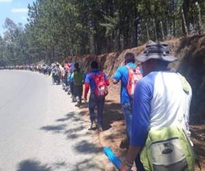 Los pobladores, la mayoría lenca, salieron el lunes desde Intibucá, al occidente de Honduras. Foto: Cortesía