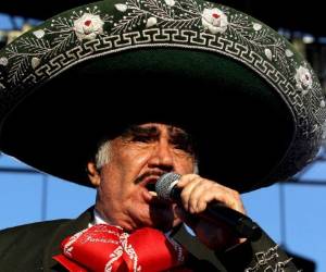 Vicente Fernández murió el 12 de diciembre a las 6:15 de la mañana.