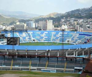 El estadio Nacional también está siendo remoledado en una de sus graderías.