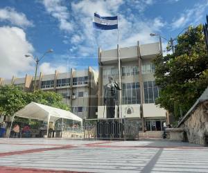 Silva explicó que entre las posibilidades que se manejan está el traslado de uno de los magistrados que actualmente integran otras salas del máximo tribunal.