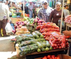 Puede encontrar los ingredientes en los diferentes mercados hondureños.