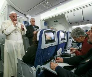 Francisco excluyó tajantemente el aborto del debate.