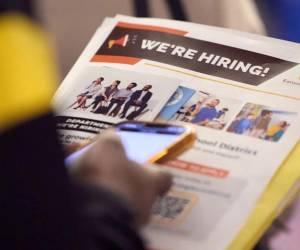 ¿Habrá exención de visas temporales para cubrir la alta demanda laboral en sectores como hotelería y turismo durante el Mundial? Esto se sabe.