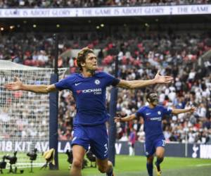 Marco Alonso marcó doblete en el triunfo del Chelsea ante el Tottenham (Foto: Agencia AFP)