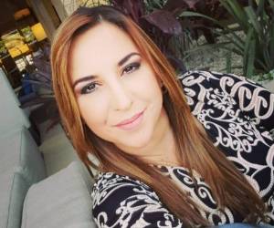 La bella Anna Muñoz fue presentadora del noticiero TN5 junto al periodista Juan Carlos Sierra.