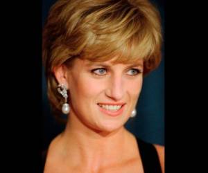 Un periodista de la BBC usó “conducta fraudulenta” para conseguir una polémica entrevista Diana en 1995, en una “violación grave” de las directrices de la televisora. FOTO: AP