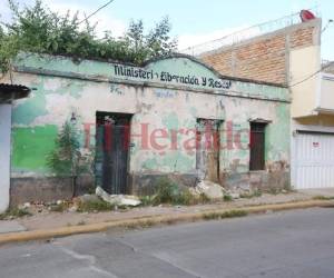 En la vieja estructura funcionó una iglesia durante varios años. Foto: Efraín Salgado/EL HERALDO