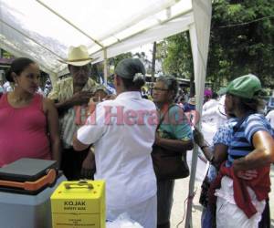 En la ciudad de Danlí se procedió esta semana a vacunar contra la influenza a las mujeres embarazadas y adultos mayores.