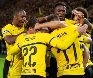 El defensor portugués de Dortmund, Raphael Guerreiro celebra el gol 2-0 al Atlético de Madrid. Foto:AFP
