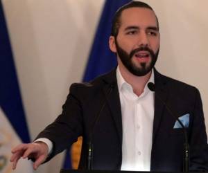 Nayib Bukele se ha vuelto viral tras haber afrontado la crisis del coronavirus con drásticas medidas económicas. Foto AFP