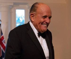 Rudy Giuliani entregó 'documentos clave' en la investigación contra Trump. Foto: AFP.